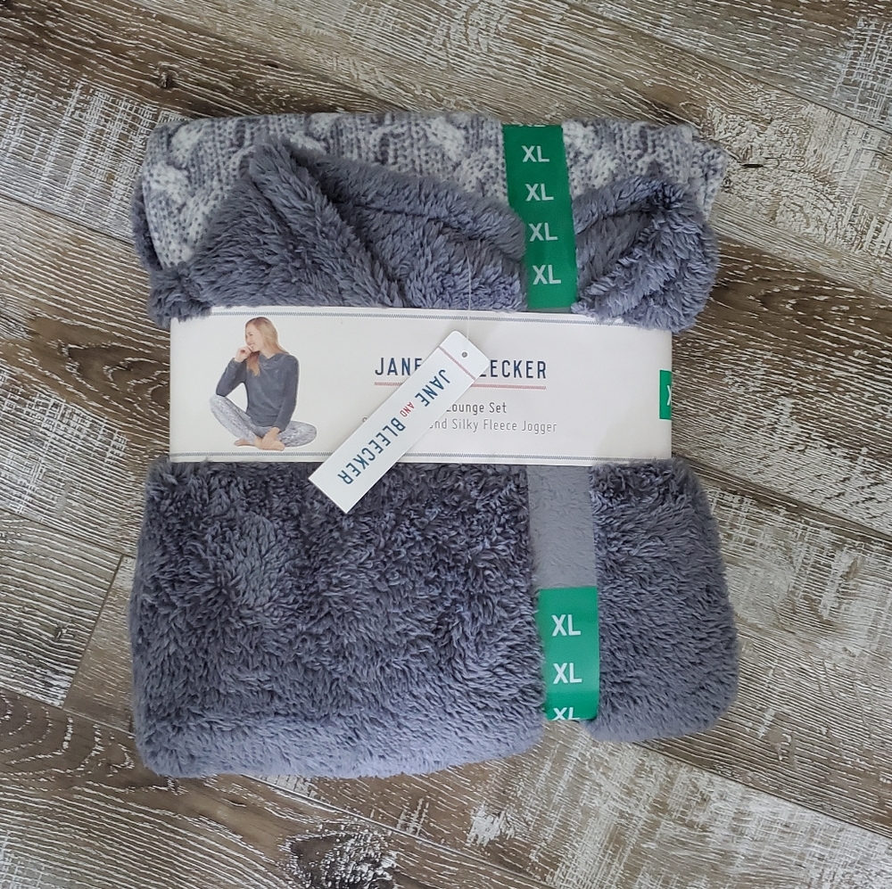 Jane and Bleecker Fleece Pajamas